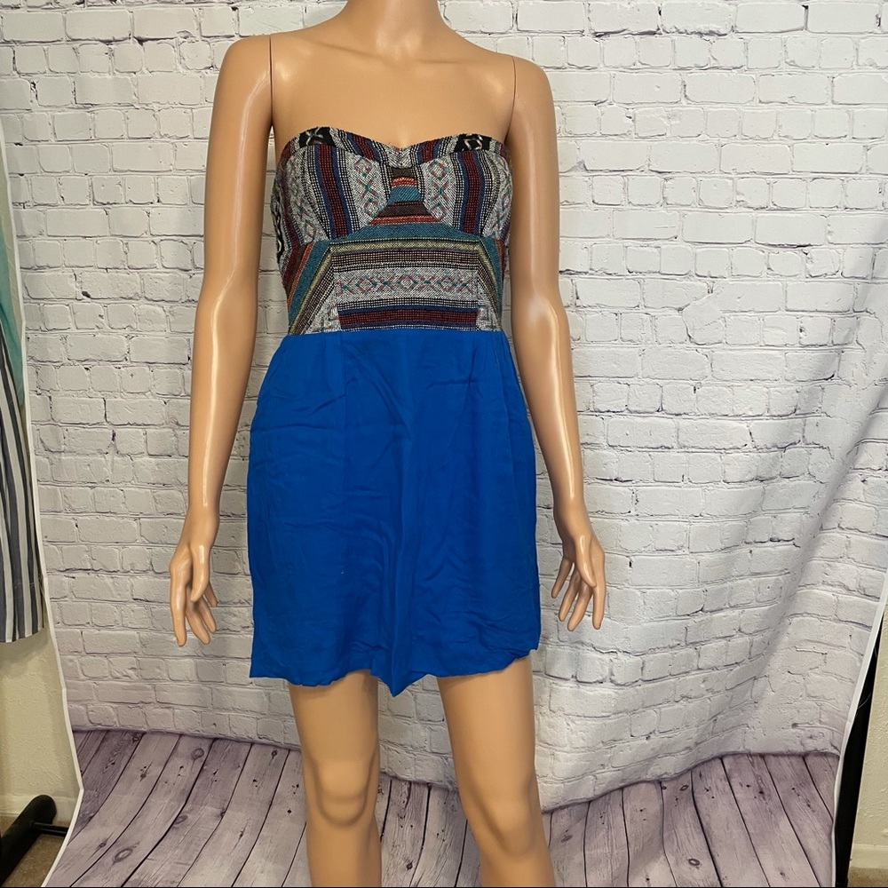 Urban Outfitters size 4 boho tribal print Cotton Strapless Embroidered dress